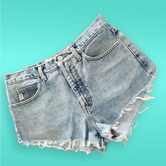 GUESS 050 Vintage Original, Classic Fit, Frayed, Cutoff Shorts Y2K 90s - Size 31 - Picture 7 of 7